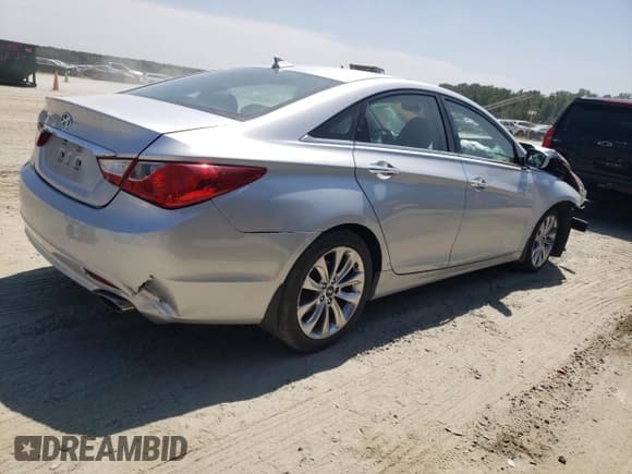 ✅ 2013 Hyundai Sonata SE • VIN: 5NPEC4AC8DH651219 • Lot: 68022894. Wystawiony na Copart z przebiegiem 96 972 mil. Bezpłatny archiwum sprzedaży aukcyjnych z USA i szczegółowy raport historii pojazdu na DreamBid. Zdjęcie 3.