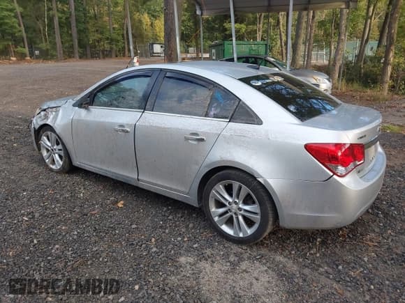 ✅ 2011 Chevrolet Cruze LTZ • VIN: 1G1PH5S94B7194213 • Лот: 43387084. Опубликован ранее на IAAI с пробегом 142 321 миль. Бесплатный доступ к архиву аукционных продаж из США и подробный отчёт об истории автомобиля на DreamBid. Изображение 3.
