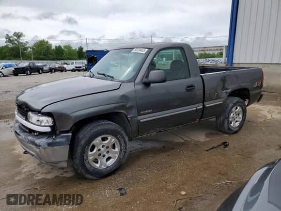 2001 Chevrolet Silverado 1500 с VIN 1GCEK14W21Z234612, выставлен на аукционе Copart как лот 56134455 с пробегом 210 527 миль миль и Списание • Salvage title. История ставок и продаж доступна на DreamBid. Изображение 1.