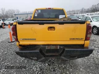 ✅ 2003 Chevrolet Silverado 1500 • VIN: 1GCEK19T03Z275337 • Лот: 80499414. Опубликован ранее на Copart с пробегом 169 246 миль. Бесплатный доступ к архиву аукционных продаж из США и подробный отчёт об истории автомобиля на DreamBid. Изображение 6.