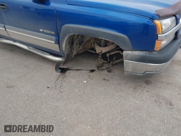 ✅ 2003 Chevrolet Silverado 1500HD LS • VIN: 1GCGK13U33F140106 • Лот: 43505368. Опубликован ранее на IAAI с пробегом 169 603 миль. Бесплатный доступ к архиву аукционных продаж из США и подробный отчёт об истории автомобиля на DreamBid. Изображение 6.