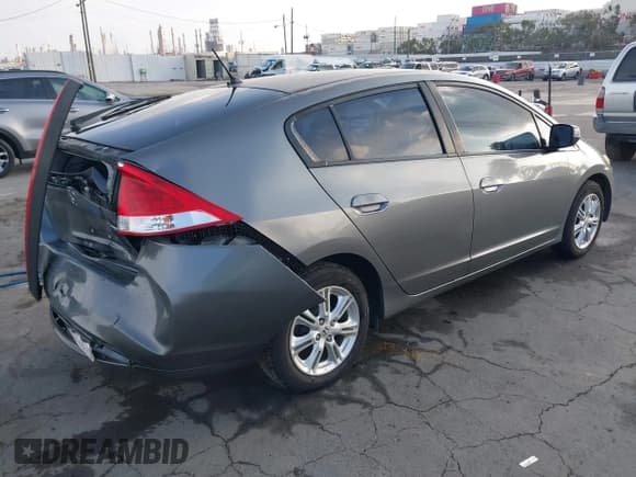 ✅ 2011 Honda Insight EX • VIN: JHMZE2H78BS004227 • Lot: 43266999. Wystawiony na IAAI z przebiegiem 115 231 mil. Bezpłatny archiwum sprzedaży aukcyjnych z USA i szczegółowy raport historii pojazdu na DreamBid. Zdjęcie 4.