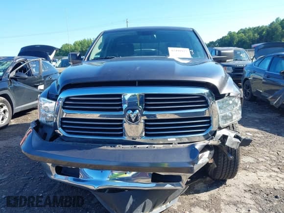 ✅ 2019 Ram 1500 SLT • VIN: 1C6RR6TT8KS722062 • Lot: 42498927. Listed on IAAI with 96,359 mi. Free auction sales archive from the USA and detailed vehicle history report at DreamBid. Image 12.