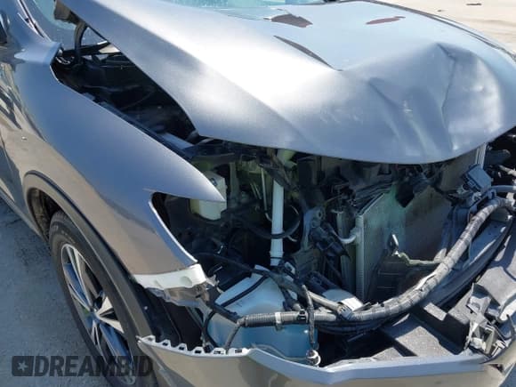 ✅ 2017 Nissan Rogue SV • VIN: 5N1AT2MT7HC855814 • Lot: 42972829. Listed on IAAI with 80,195 mi. Free auction sales archive from the USA and detailed vehicle history report at DreamBid. Image 19.