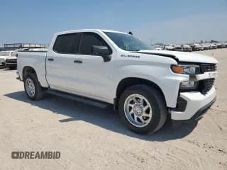✅ 2020 Chevrolet Silverado 1500 Custom • VIN: 3GCPWBEF5LG118583 • Lot: 68292674. Wystawiony na Copart z przebiegiem 55 987 mil. Bezpłatny archiwum sprzedaży aukcyjnych z USA i szczegółowy raport historii pojazdu na DreamBid. Zdjęcie 4.