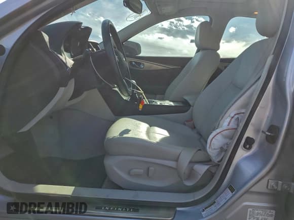 ✅ 2015 Infiniti Q50 Premium • VIN: JN1BV7AP5FM344345 • Lot: 94234785. Wystawiony na Copart z przebiegiem 37 454 mil. Bezpłatny archiwum sprzedaży aukcyjnych z USA i szczegółowy raport historii pojazdu na DreamBid. Zdjęcie 7.