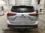 ✅ 2021 Toyota Highlander Hybrid XLE • VIN: 5TDGBRCH1MS535775 • Лот: 92788625. Опубликован ранее на Copart с пробегом 113 180 миль. Бесплатный доступ к архиву аукционных продаж из США и подробный отчёт об истории автомобиля на DreamBid. Изображение 6.