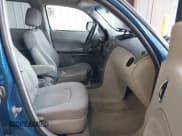 ✅ 2010 Chevrolet HHR LS • VIN: 3GNBAADB7AS548540 • Lot: 41652362. Listed on IAAI with 199,534 mi. Free auction sales archive from the USA and detailed vehicle history report at DreamBid. Image 5.