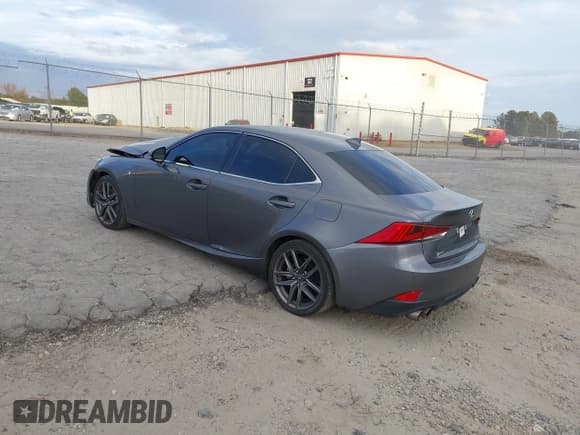 ✅ 2018 Lexus IS 300 F Sport • VIN: JTHBA1D29J5083146 • Lot: 43654767. Listed on IAAI with 125,557 mi. Free auction sales archive from the USA and detailed vehicle history report at DreamBid. Image 3.