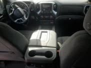 ✅ 2021 Chevrolet Silverado 1500 RST • VIN: 3GCPWDED5MG247323 • Lot: 76364264. Wystawiony na Copart z przebiegiem 70 177 mil. Bezpłatny archiwum sprzedaży aukcyjnych z USA i szczegółowy raport historii pojazdu na DreamBid. Zdjęcie 8.