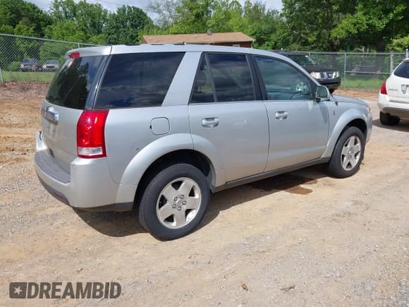 ✅ 2007 Saturn VUE V6 • VIN: 5GZCZ63477S866943 • Lot: 42325038. Listed on IAAI with 203,252 mi. Free auction sales archive from the USA and detailed vehicle history report at DreamBid. Image 4.