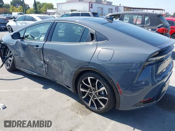 2025 Toyota Prius SE с VIN JTDACACU4S3040311, выставлен на аукционе IAAI как лот 42691282 с пробегом 586 миль миль и . История ставок и продаж доступна на DreamBid. Изображение 3.