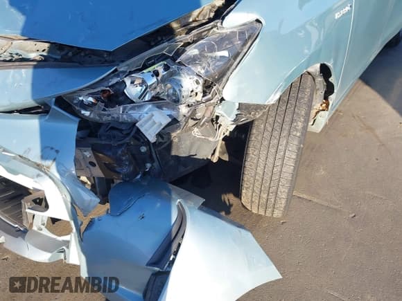 ✅ 2017 Toyota Prius Three • VIN: JTDZN3EUXHJ057253 • Lot: 43629151. Wystawiony na IAAI z przebiegiem Nie podano. Bezpłatny archiwum sprzedaży aukcyjnych z USA i szczegółowy raport historii pojazdu na DreamBid. Zdjęcie 19.