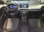 ✅ 2020 Hyundai Kona SE • VIN: KM8K1CAA8LU452401 • Лот: 41672704. Опубликован ранее на Copart с пробегом 89 523 миль. Бесплатный доступ к архиву аукционных продаж из США и подробный отчёт об истории автомобиля на DreamBid. Изображение 8.