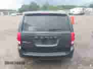 2014 Dodge Grand Caravan SXT z VIN 2C4RDGCG7ER450769, wystawiony jako IAAI lot #42731156 z przebiegiem 85 908 mil mil oraz . Historia ofert i sprzedaży dostępna na DreamBid. Obrazek 16.