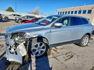 ✅ 2013 Volvo XC60 3.2L • VIN: YV4952DZ0D2381465 • Lot: 93760695. Listed on Copart with 77,459 mi. Free auction sales archive from the USA and detailed vehicle history report at DreamBid. Image 1.