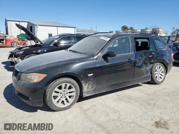 ✅ 2008 BMW 3 Series 328xi • VIN: WBAVT73538FZ37265 • Lot: 46370385. Listed on Copart with 184,966 mi. Free auction sales archive from the USA and detailed vehicle history report at DreamBid. Image 1.