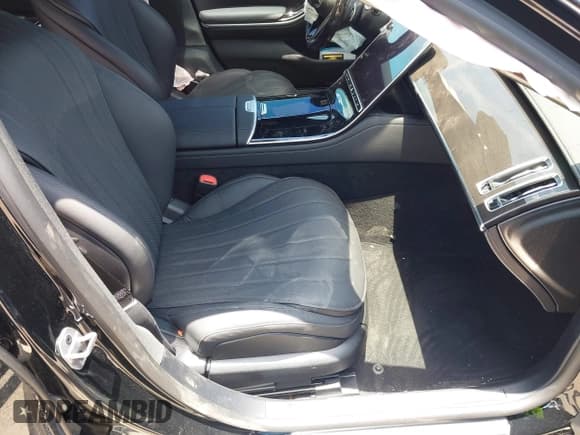 ✅ 2023 Mercedes-Benz S 500 • VIN: W1K6G6DB7PA190538 • Lot: 39611740. Wystawiony na IAAI z przebiegiem 3 117 mil. Bezpłatny archiwum sprzedaży aukcyjnych z USA i szczegółowy raport historii pojazdu na DreamBid. Zdjęcie 5.