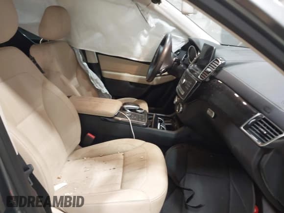 ✅ 2019 Mercedes-Benz GLS 450 • VIN: 4JGDF6EE4KB228206 • Lot: 42285126. Listed on IAAI with 86,083 mi. Free auction sales archive from the USA and detailed vehicle history report at DreamBid. Image 5.
