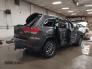 ✅ 2018 Jeep Grand Cherokee Limited • VIN: 1C4RJFBG1JC216232 • Lot: 42786023. Wystawiony na IAAI z przebiegiem 119 812 mil. Bezpłatny archiwum sprzedaży aukcyjnych z USA i szczegółowy raport historii pojazdu na DreamBid. Zdjęcie 4.