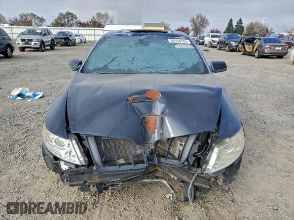 ✅ 2009 Lincoln MKS • VIN: 1LNHM94R99G601041 • Lot: 95194785. Listed on Copart with Not provided. Free auction sales archive from the USA and detailed vehicle history report at DreamBid. Image 5.