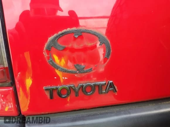 ✅ 2012 Toyota FJ Cruiser • VIN: JTEBU4BF7CK143229 • Lot: 42185339. Wystawiony na IAAI z przebiegiem 85 063 mil. Bezpłatny archiwum sprzedaży aukcyjnych z USA i szczegółowy raport historii pojazdu na DreamBid. Zdjęcie 17.