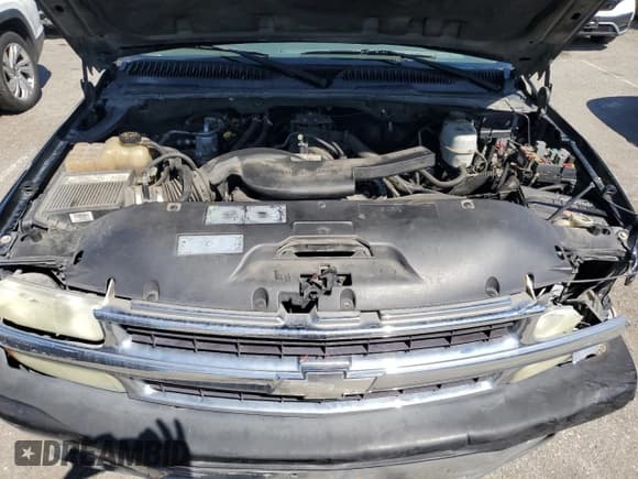 ✅ 2004 Chevrolet Suburban LT • VIN: 3GNEC16T84G297788 • Лот: 49790055. Опубликован ранее на Copart с пробегом 243 726 миль. Бесплатный доступ к архиву аукционных продаж из США и подробный отчёт об истории автомобиля на DreamBid. Изображение 12.