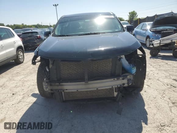 ✅ 2021 Chevrolet Traverse LS • VIN: 1GNERFKW2MJ222790 • Lot: 70707025. Wystawiony na Copart z przebiegiem 110 279 mil. Bezpłatny archiwum sprzedaży aukcyjnych z USA i szczegółowy raport historii pojazdu na DreamBid. Zdjęcie 5.