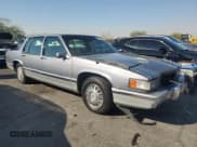 ✅ 1991 Cadillac DeVille • VIN: 1G6CD53B4M4265632 • Лот: 67963985. Опубликован ранее на Copart с пробегом 71 235 миль. Бесплатный доступ к архиву аукционных продаж из США и подробный отчёт об истории автомобиля на DreamBid. Изображение 4.