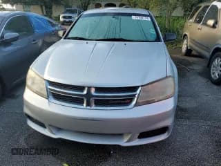 ✅ 2012 Dodge Avenger SE • VIN: 1C3CDZAB9CN231335 • Лот: 74155174. Опубликован ранее на Copart с пробегом Не указан. Бесплатный доступ к архиву аукционных продаж из США и подробный отчёт об истории автомобиля на DreamBid. Изображение 5.