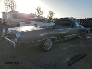 ✅ 1990 Cadillac Brougham • VIN: 1G6DW5472LR711206 • Lot: 75627814. Wystawiony na Copart z przebiegiem Nie podano. Bezpłatny archiwum sprzedaży aukcyjnych z USA i szczegółowy raport historii pojazdu na DreamBid. Zdjęcie 3.