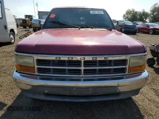 ✅ 1995 Dodge Dakota • VIN: 1B7GL23X8SS333239 • Lot: 82073545. Wystawiony na Copart z przebiegiem 199 170 mil. Bezpłatny archiwum sprzedaży aukcyjnych z USA i szczegółowy raport historii pojazdu na DreamBid. Zdjęcie 5.