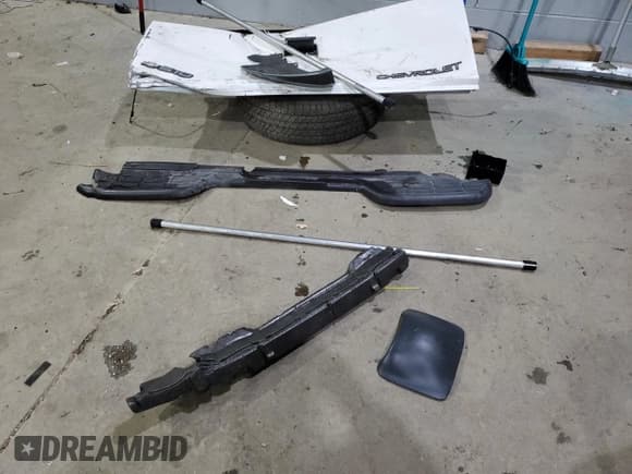 ✅ 2003 Chevrolet S-10 LS • VIN: 1GCDT13X13K120423 • Лот: 84691334. Опубликован ранее на Copart с пробегом Не указан. Бесплатный доступ к архиву аукционных продаж из США и подробный отчёт об истории автомобиля на DreamBid. Изображение 14.