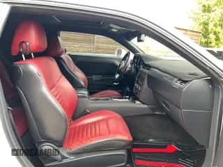 2011 Dodge Challenger R/T z VIN 2B3CJ5DT1BH604345, wystawiony jako Copart lot #89437505 z przebiegiem 154 384 mil mil oraz Czysty tytuł • Clean title. Historia ofert i sprzedaży dostępna na DreamBid. Obrazek 5.