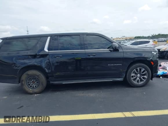 ✅ 2023 Chevrolet Suburban LT • VIN: 1GNSCCKD1PR139004 • Лот: 42626715. Опубликован ранее на IAAI с пробегом 84 427 миль. Бесплатный доступ к архиву аукционных продаж из США и подробный отчёт об истории автомобиля на DreamBid. Изображение 14.