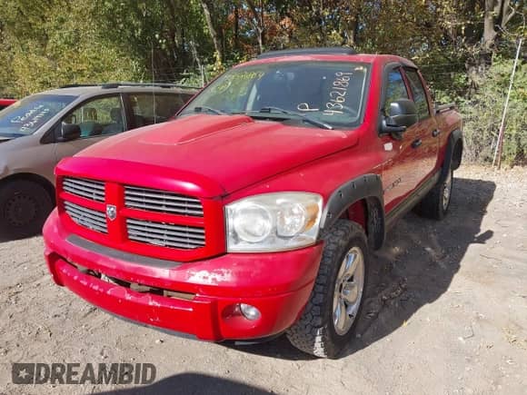 2007 Dodge 1500 SLT with VIN 1D7HU18257S112395, listed as a IAAI auction lot 43621869 with 107,230 mi miles and . Bid and sale history available at DreamBid. Image 2.