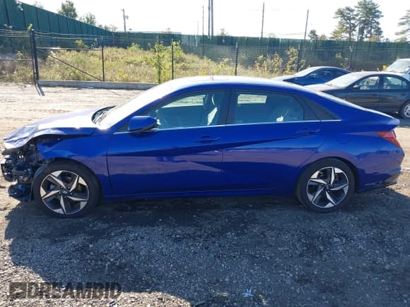 ✅ 2021 Hyundai Elantra SEL • VIN: 5NPLN4AG4MH026286 • Lot: 43482668. Listed on IAAI with 128,375 mi. Free auction sales archive from the USA and detailed vehicle history report at DreamBid. Image 14.