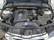 ✅ 2008 BMW 1 Series 128i • VIN: WBAUN13558VH80138 • Lot: 72604234. Wystawiony na Copart z przebiegiem 153 055 mil. Bezpłatny archiwum sprzedaży aukcyjnych z USA i szczegółowy raport historii pojazdu na DreamBid. Zdjęcie 11.