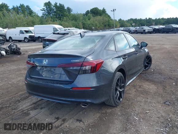 ✅ 2025 Honda Civic Sport • VIN: 2HGFE2F59SH581931 • Лот: 43093608. Опубликован ранее на IAAI с пробегом 9 978 миль. Бесплатный доступ к архиву аукционных продаж из США и подробный отчёт об истории автомобиля на DreamBid. Изображение 4.