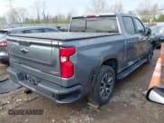 ✅ 2021 Chevrolet Silverado 1500 RST • VIN: 3GCUYEET9MG373386 • Lot: 41974575. Wystawiony na IAAI z przebiegiem 78 861 mil. Bezpłatny archiwum sprzedaży aukcyjnych z USA i szczegółowy raport historii pojazdu na DreamBid. Zdjęcie 4.