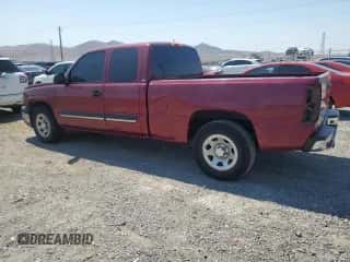 2004 Chevrolet Silverado 1500 LS z VIN 2GCEC19TX41373024, wystawiony jako Copart lot #62251884 z przebiegiem 199 363 mil mil oraz Szkoda całkowita • Salvage title. Historia ofert i sprzedaży dostępna na DreamBid. Obrazek 2.