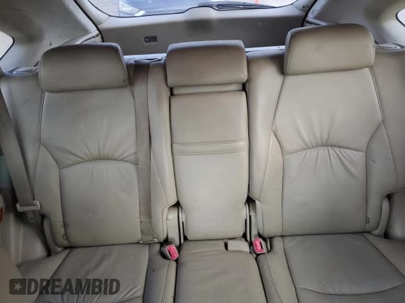 ✅ 2004 Lexus RX 330 • VIN: JTJGA31U640043632 • Lot: 90539345. Listed on Copart with 205,311 mi. Free auction sales archive from the USA and detailed vehicle history report at DreamBid. Image 10.