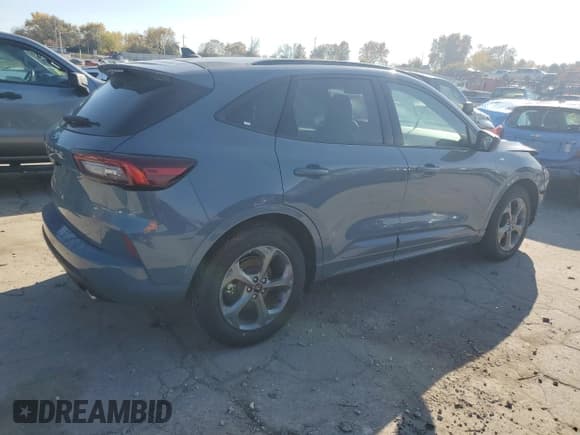 ✅ 2024 Ford Escape ST-Line • VIN: 1FMCU0MNXRUA86605 • Lot: 91007525. Listed on Copart with 7,450 mi. Free auction sales archive from the USA and detailed vehicle history report at DreamBid. Image 3.