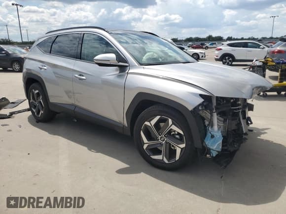 ✅ 2022 Hyundai Tucson Limited • VIN: 5NMJE3AE4NH006702 • Lot: 70437684. Wystawiony na Copart z przebiegiem Nie podano. Bezpłatny archiwum sprzedaży aukcyjnych z USA i szczegółowy raport historii pojazdu na DreamBid. Zdjęcie 4.