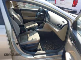 ✅ 2017 Hyundai Elantra Value Edition • VIN: 5NPD84LF7HH177015 • Lot: 43015571. Listed on IAAI with 296,930 mi. Free auction sales archive from the USA and detailed vehicle history report at DreamBid. Image 5.