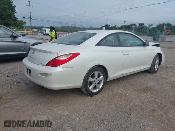 ✅ 2007 Toyota Solara SE • VIN: 4T1CA30P77U111751 • Лот: 42858671. Опубликован ранее на IAAI с пробегом 277 608 миль. Бесплатный доступ к архиву аукционных продаж из США и подробный отчёт об истории автомобиля на DreamBid. Изображение 4.