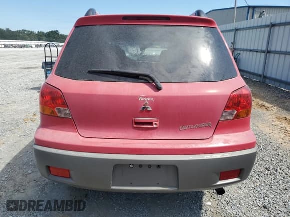 ✅ 2003 Mitsubishi Outlander LS • VIN: JA4LX31G23U111548 • Lot: 70305325. Wystawiony na Copart z przebiegiem 232 175 mil. Bezpłatny archiwum sprzedaży aukcyjnych z USA i szczegółowy raport historii pojazdu na DreamBid. Zdjęcie 6.