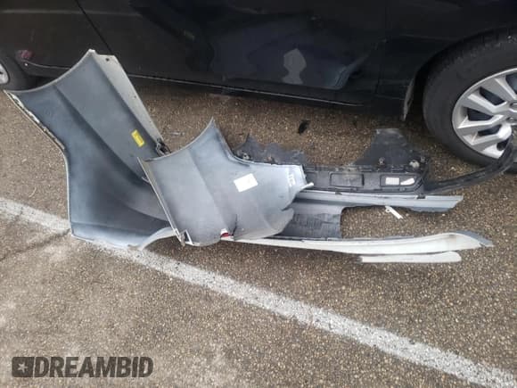 ✅ 2017 Hyundai Sonata Sport • VIN: 5NPE34ABXHH495911 • Lot: 45823843. Listed on Copart with 71,916 mi. Free auction sales archive from the USA and detailed vehicle history report at DreamBid. Image 12.