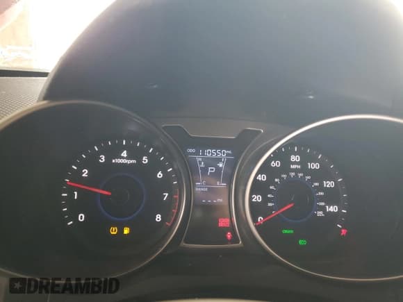 ✅ 2013 Hyundai Veloster w/Black Int • VIN: KMHTC6AD2DU116917 • Lot: 85534785. Listed on Copart with 110,550 mi. Free auction sales archive from the USA and detailed vehicle history report at DreamBid. Image 9.