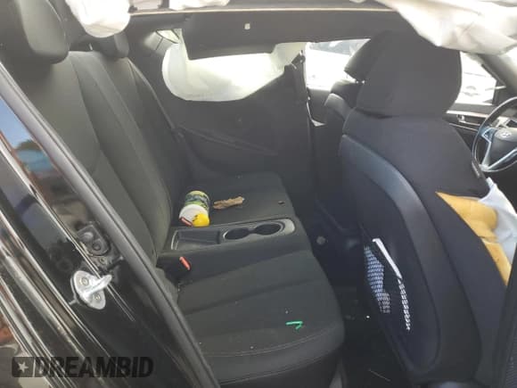 ✅ 2017 Hyundai Veloster • VIN: KMHTC6AD2HU323166 • Lot: 73699284. Wystawiony na Copart z przebiegiem 79 036 mil. Bezpłatny archiwum sprzedaży aukcyjnych z USA i szczegółowy raport historii pojazdu na DreamBid. Zdjęcie 10.